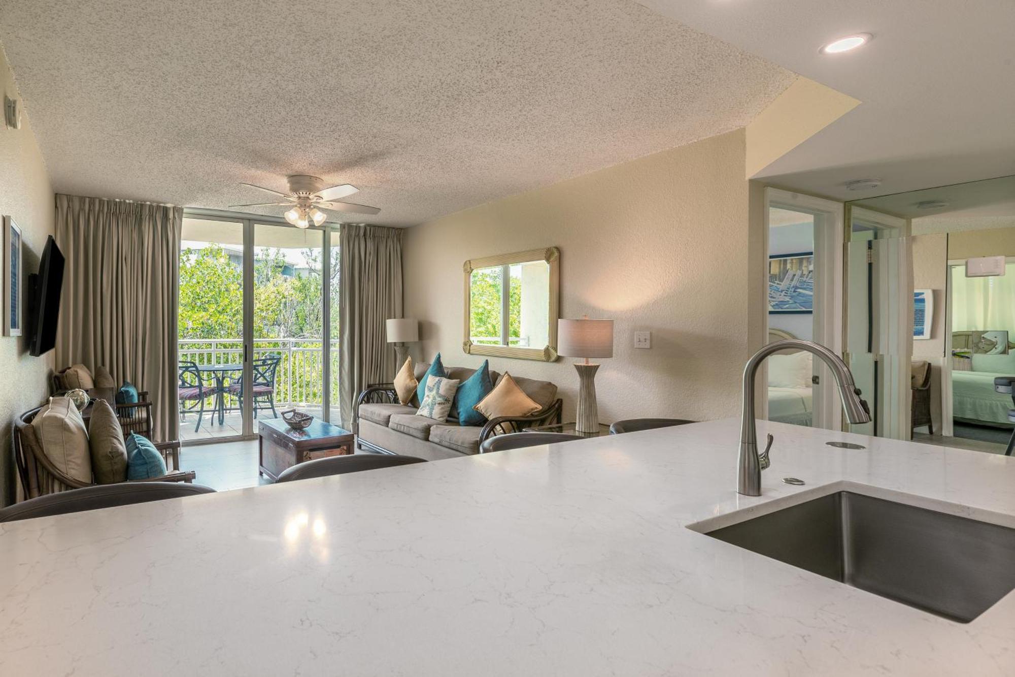 Sunrise Suites Saint Lucia Suite #201 Key West Værelse billede